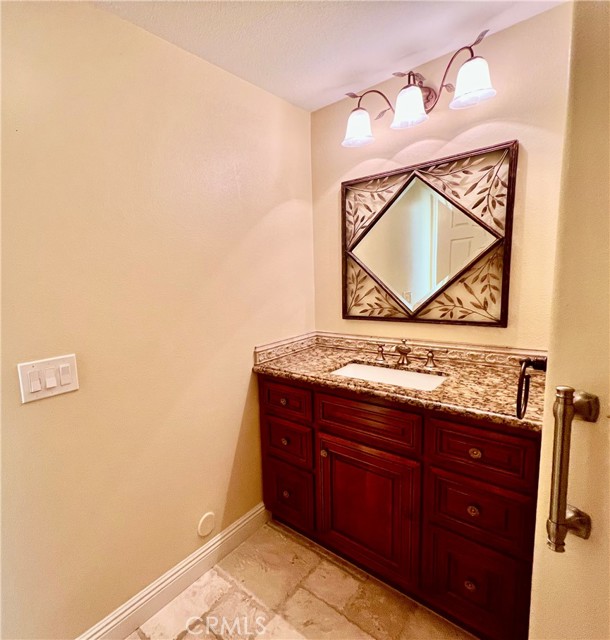 Detail Gallery Image 14 of 28 For 24396 Madonna Ct, Laguna Niguel,  CA 92677 - 3 Beds | 2/1 Baths