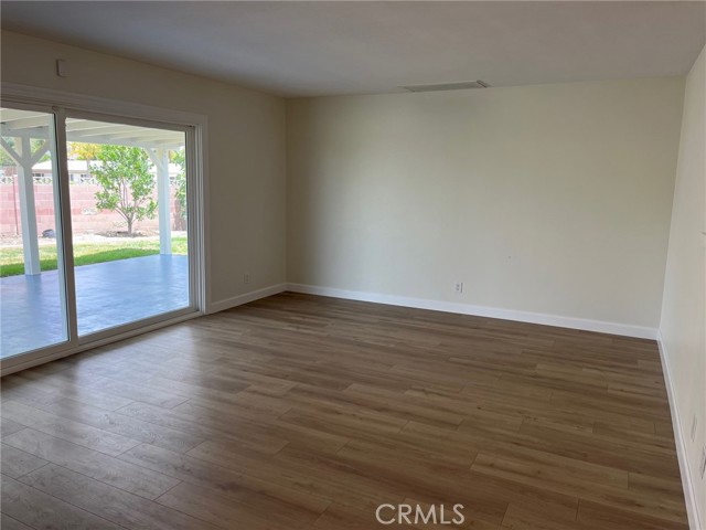 Detail Gallery Image 23 of 27 For 1855 Kearney Ave, Simi Valley,  CA 93065 - 4 Beds | 2 Baths
