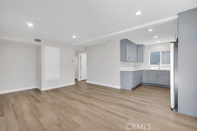 1234 W 89th Street, Los Angeles CA: https://media.crmls.org/medias/2b341c00-205a-40b3-9ae3-137d05cf7c11.jpg