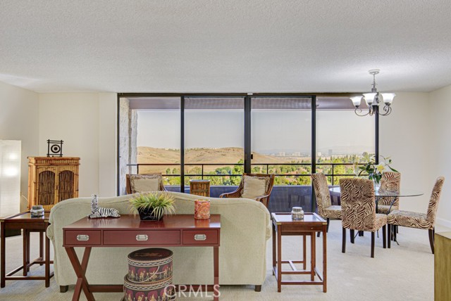 Detail Gallery Image 3 of 20 For 24055 Paseo Del Lago #711,  Laguna Woods,  CA 92637 - 1 Beds | 1/1 Baths