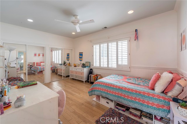 Detail Gallery Image 36 of 52 For 880 11th, Manhattan Beach,  CA 90266 - 5 Beds | 5 Baths