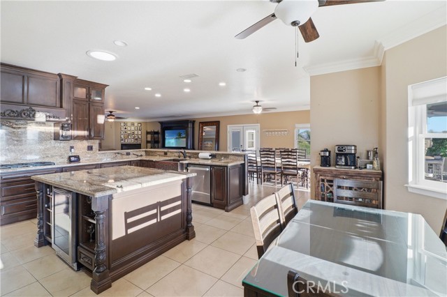 Image 22 of 52 For 16025 Perry Heights