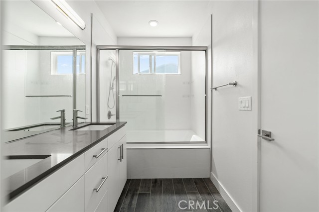 2581 Arvia Street, Los Angeles CA: https://media.crmls.org/medias/2b361215-47bb-4f59-ad32-0cfbbaed13e9.jpg