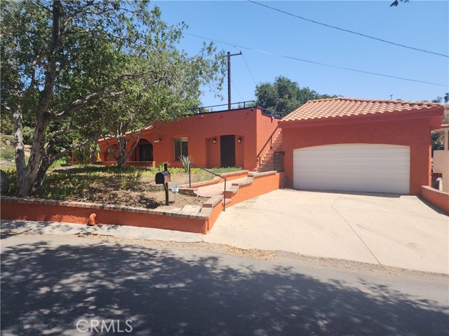 7846 Lilac Lane, Simi Valley CA: https://media.crmls.org/medias/2b361dc6-bdcd-4249-896f-5c97a9a41f1a.jpg