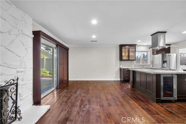 16431 Grayville, La Mirada CA: https://media.crmls.org/medias/2b38ae63-06e8-4e98-b7cd-f3777d78cfc1.jpg