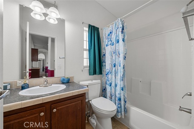 6241 Sespe Avenue, Mojave CA: https://media.crmls.org/medias/2b3913ee-e30e-4b4b-a443-4c4c478af671.jpg