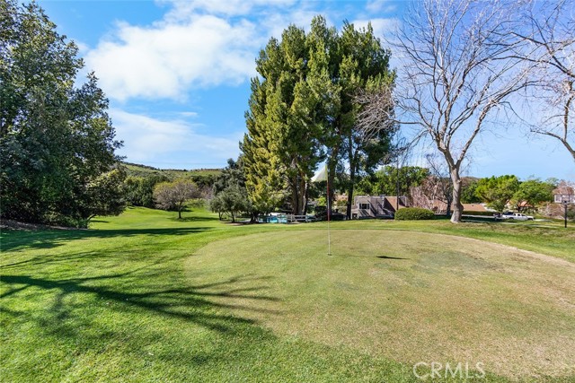 Detail Gallery Image 16 of 18 For 26323 Rainbow Glen, Newhall,  CA 91321 - 2 Beds | 2 Baths