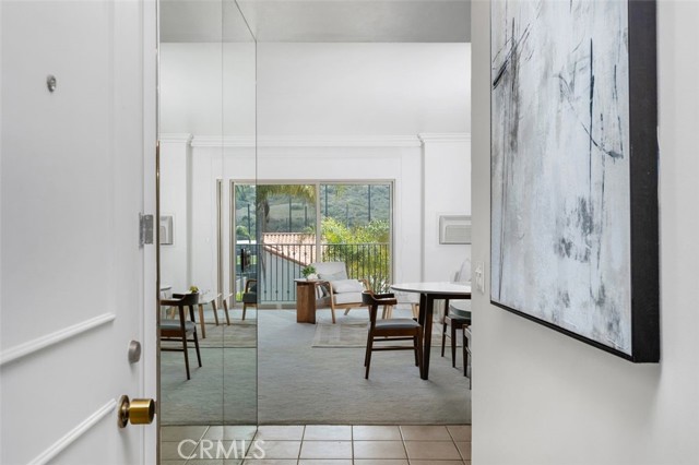 2005 Costa Del Mar RD, Carlsbad CA: https://media.crmls.org/medias/2b39f37d-1773-4efa-af23-a14153892df2.jpg