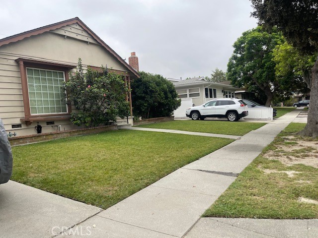 Detail Gallery Image 2 of 8 For 3178 Ostrom Ave, Long Beach,  CA 90808 - 3 Beds | 2 Baths