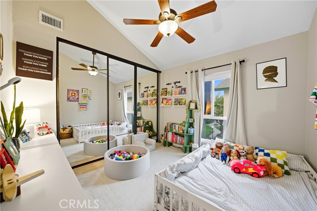 15225 Santa Gertrudes Avenue, La Mirada CA: https://media.crmls.org/medias/2b3a4fd2-cc37-41cb-894d-7f0a2da5edd5.jpg