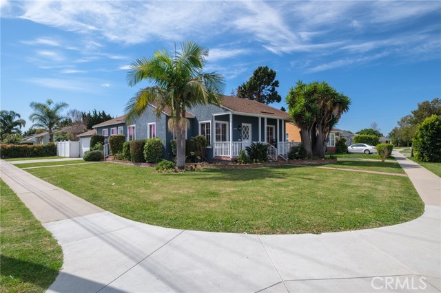 Detail Gallery Image 4 of 40 For 2202 W 144th St, Gardena,  CA 90249 - 3 Beds | 2 Baths