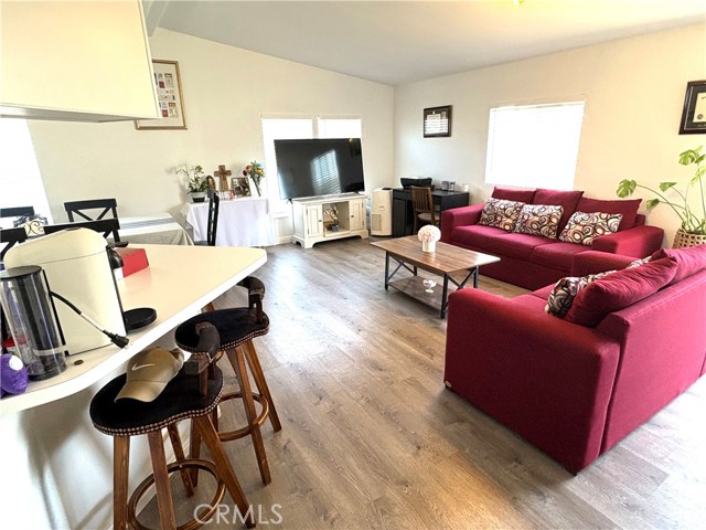 Detail Gallery Image 4 of 15 For 10866 Westminster Ave #10,  Garden Grove,  CA 92843 - 3 Beds | 2 Baths