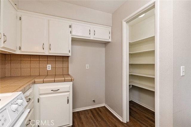 Detail Gallery Image 12 of 29 For 901 Austin Ct, Paso Robles,  CA 93446 - 3 Beds | 2 Baths