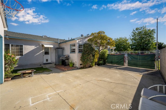 Detail Gallery Image 36 of 45 For 5815 E Oxholm, Long Beach,  CA 90808 - 3 Beds | 2 Baths