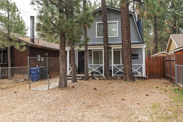 Detail Gallery Image 2 of 24 For 2060 7th Ln, Big Bear City,  CA 92314 - 2 Beds | 1/1 Baths