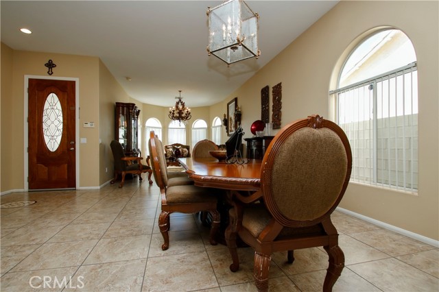 Detail Gallery Image 13 of 52 For 31540 Avenida Del Padre, Cathedral City,  CA 92234 - 4 Beds | 2/1 Baths