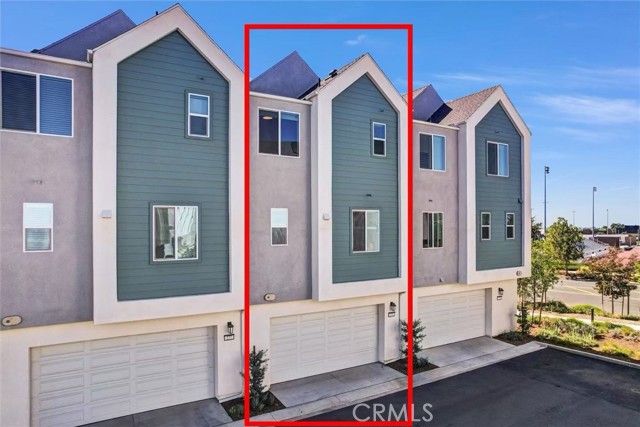 275 Sash, Irvine CA: https://media.crmls.org/medias/2b3f02bc-ac91-4b34-8566-da9c3097d51f.jpg