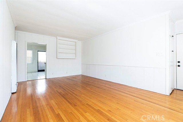 4135 Warner Boulevard, Burbank CA: https://media.crmls.org/medias/2b3f120e-ee04-4a25-8022-dac2f1e7f98c.jpg