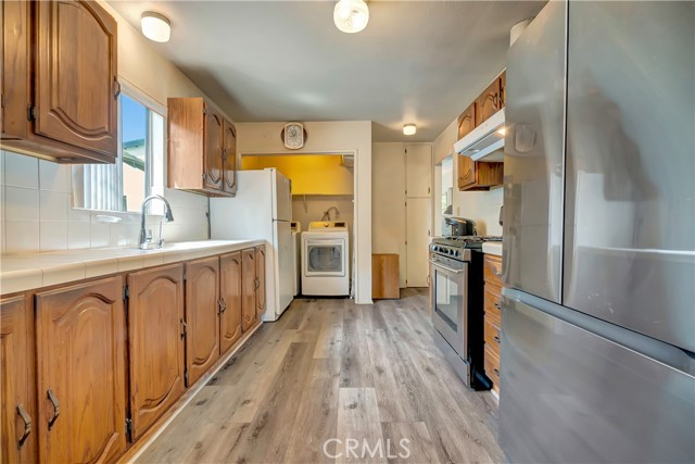 Detail Gallery Image 6 of 18 For 2651 Pirtle St, Los Angeles,  CA 90039 - 3 Beds | 1/1 Baths