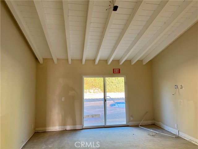 1412 Santiago Dr, Newport Beach CA: https://media.crmls.org/medias/2b40058f-ffcf-4618-b255-9d49b6c7ca00.jpg