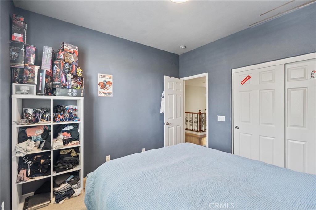 MLS #WS25169872 img 24