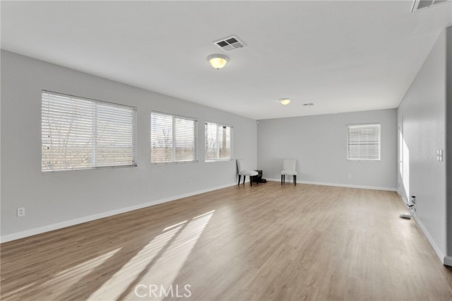 Detail Gallery Image 19 of 51 For 13673 Silversand St, Victorville,  CA 92394 - 3 Beds | 2/1 Baths