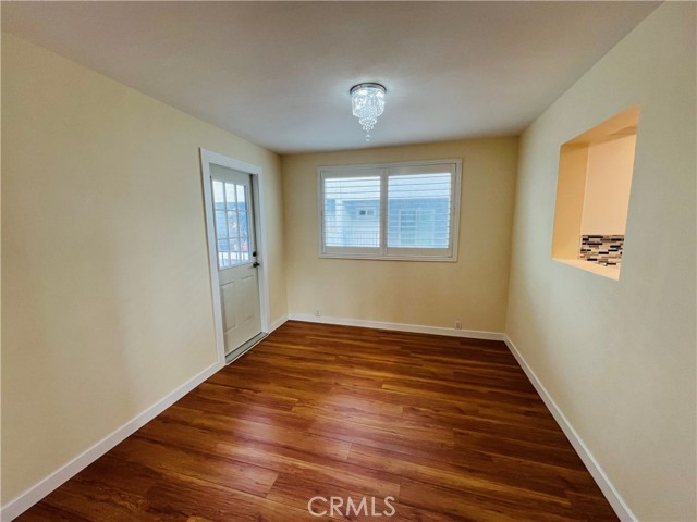 Detail Gallery Image 9 of 24 For 604 E 220th St #12,  Carson,  CA 90745 - 3 Beds | 2/1 Baths