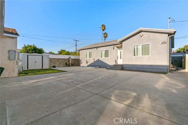 Detail Gallery Image 23 of 25 For 8436 Amboy, Sun Valley,  CA 91352 - 5 Beds | 3 Baths