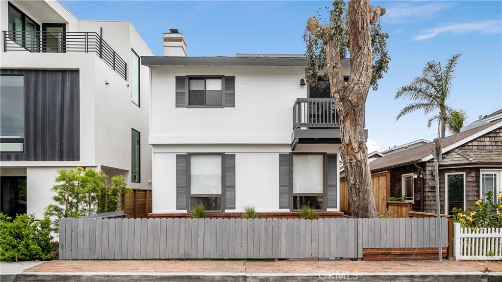 472 36th Street