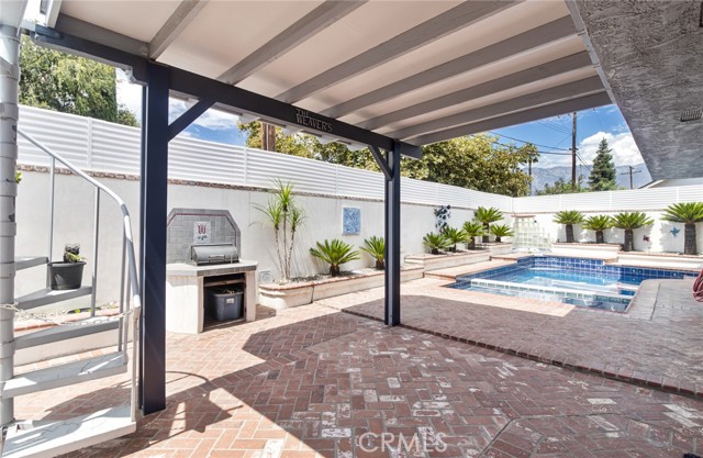 8530 Willow Drive, Rancho Cucamonga CA: https://media.crmls.org/medias/2b42607e-0653-46c5-ad3b-1586c56c6757.jpg