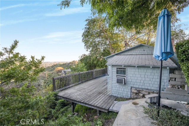 3814 San Rafael Avenue, Los Angeles CA: https://media.crmls.org/medias/2b4296ca-8bf9-4d3c-9ded-364a726e3ddb.jpg