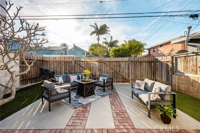Detail Gallery Image 37 of 50 For 308 12th, Huntington Beach,  CA 92648 - 2 Beds | 1 Baths