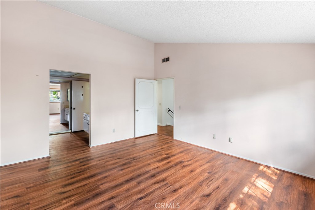 MLS #IG25248153 image #21