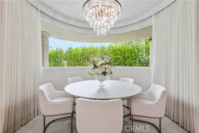 Detail Gallery Image 11 of 41 For 25548 Kingston Ct, Calabasas,  CA 91302 - 5 Beds | 6/1 Baths