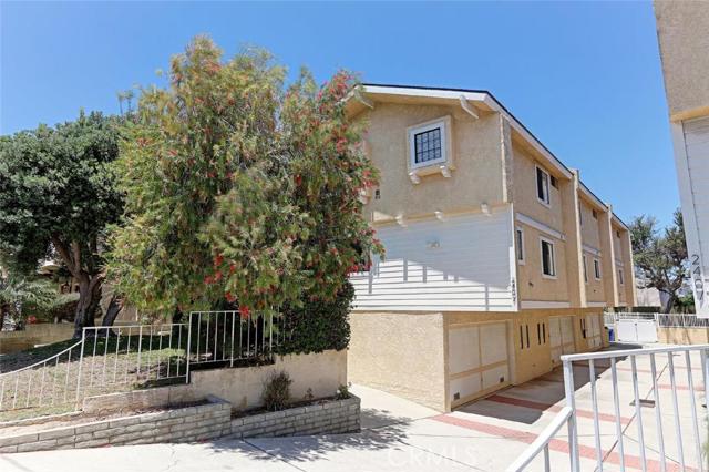 2407 Carnegie Lane, Redondo Beach, California 90278, 2 Bedrooms Bedrooms, ,2 BathroomsBathrooms,Residential,Sold,Carnegie,SB16158981