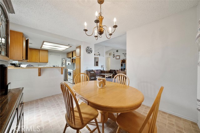 Detail Gallery Image 12 of 33 For 10217 Mount Shasta, Hesperia,  CA 92345 - 3 Beds | 2 Baths