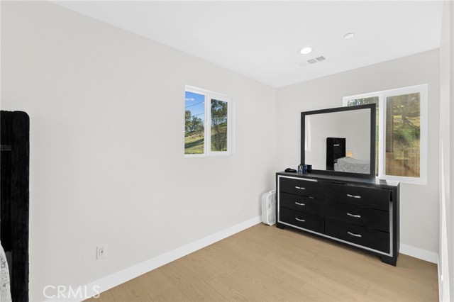 Detail Gallery Image 9 of 49 For 16897 Gunnerson, Lake Elsinore,  CA 92530 - 2 Beds | 2 Baths