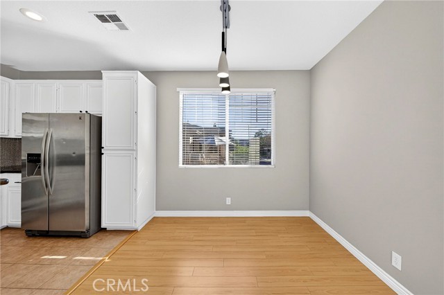 Detail Gallery Image 8 of 39 For 17809 Ash Ct, Carson,  CA 90746 - 2 Beds | 2 Baths