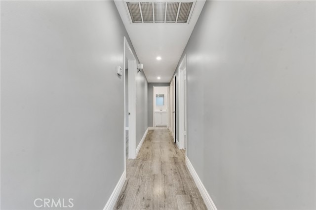 Detail Gallery Image 17 of 43 For 20416 Coulson, Woodland Hills,  CA 91367 - 3 Beds | 2/1 Baths