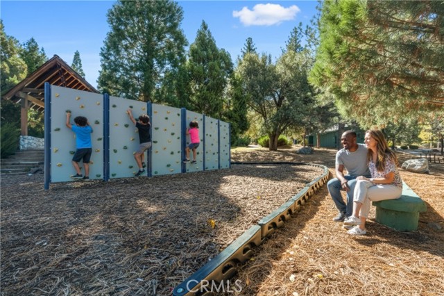 Detail Gallery Image 52 of 55 For 1408 Zermatt Dr, –,  CA 93222 - 3 Beds | 3/1 Baths