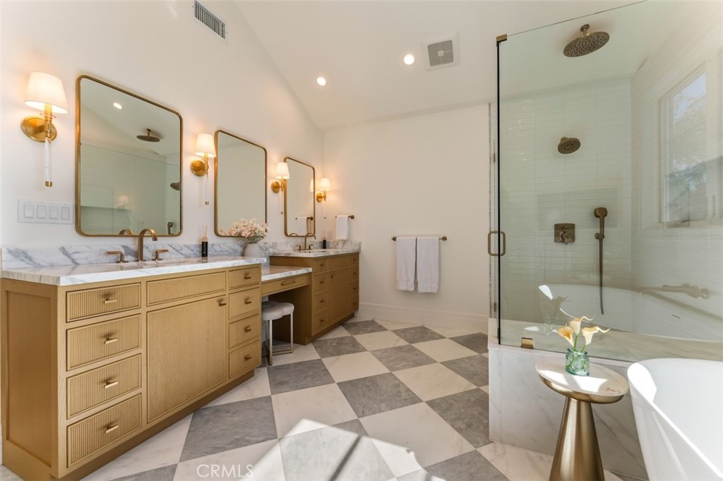MLS #TR26136556 image #31