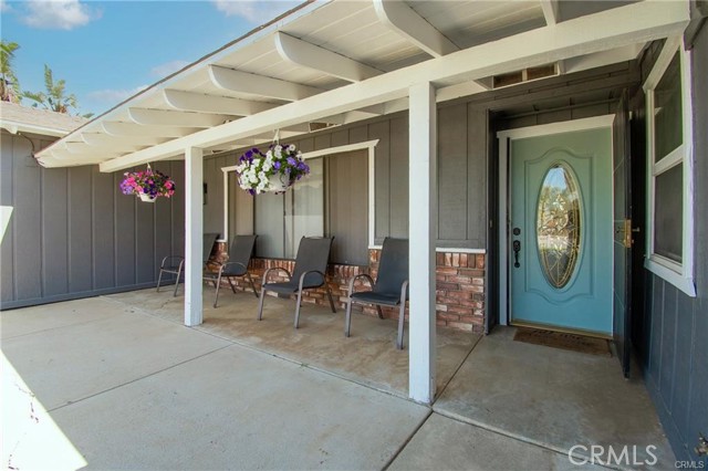 3711 Alhambra Street, Norco CA: https://media.crmls.org/medias/2b4677d0-53e4-44ae-a8ff-d4c58a7c80e4.jpg