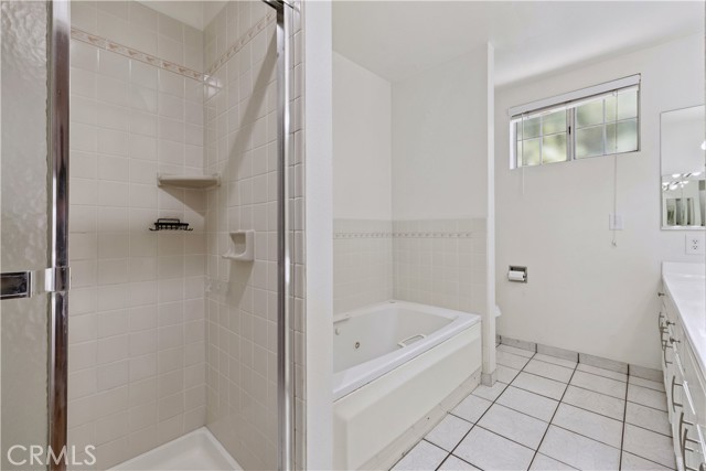 18627 Arminta Street, Reseda CA: https://media.crmls.org/medias/2b46958f-6b2c-48b6-8e62-01ccaf89e3f3.jpg