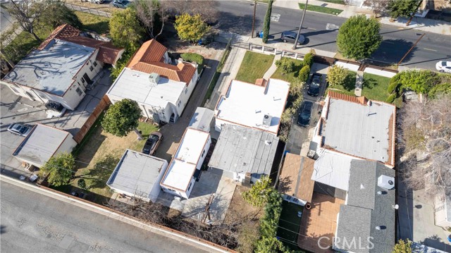 6616 Vesper Avenue, Van Nuys CA: https://media.crmls.org/medias/2b47f00f-b006-4ad2-acb8-441f2bb83e6c.jpg