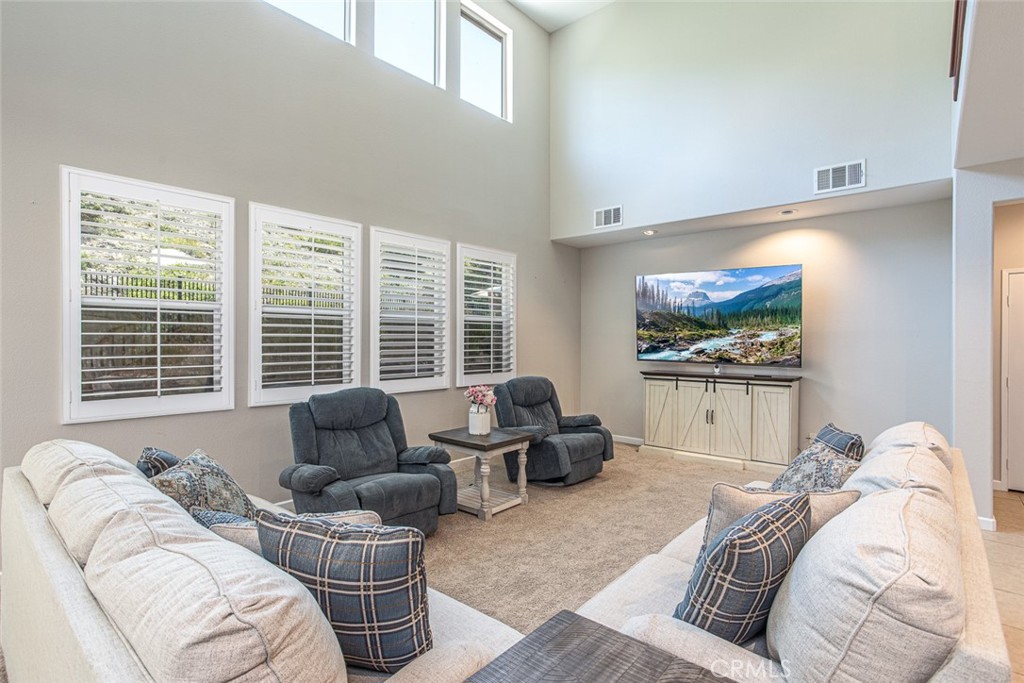 MLS #OC25135935 img 9