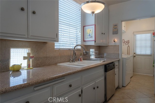 Detail Gallery Image 8 of 43 For 3815 Welland Ave, Los Angeles,  CA 90008 - 3 Beds | 3 Baths