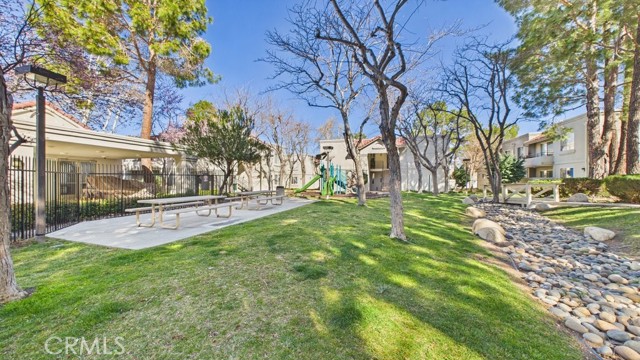 Detail Gallery Image 4 of 30 For 2821 W Avenue K12, Lancaster,  CA 93536 - 2 Beds | 2 Baths