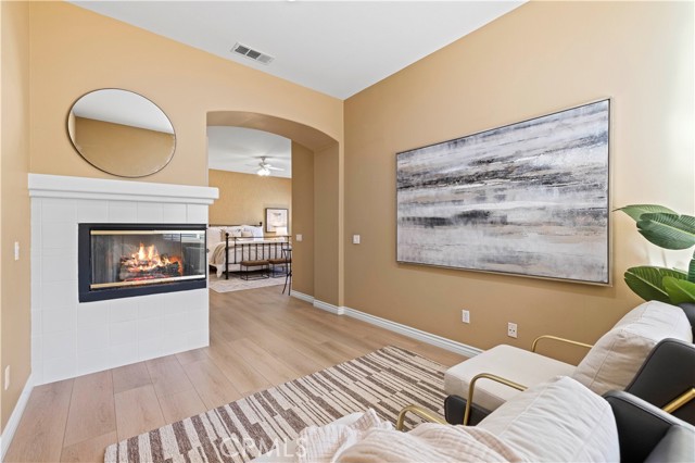Image 21 of 52 For 24986 Greensbrier Drive