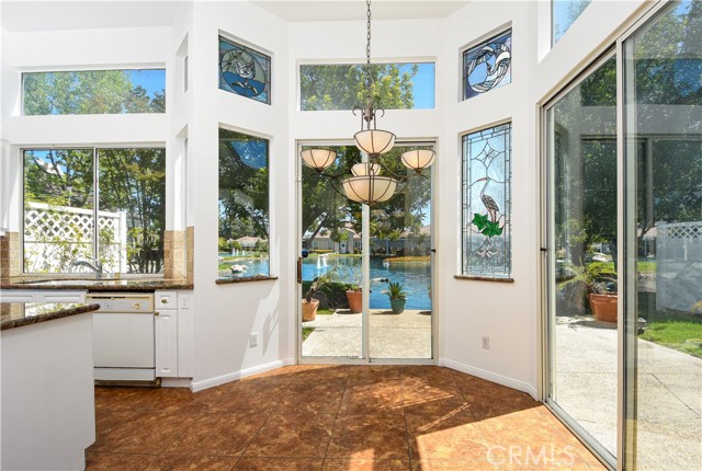 Detail Gallery Image 4 of 39 For 38749 Muirfield Dr, Murrieta,  CA 92562 - 3 Beds | 3/1 Baths