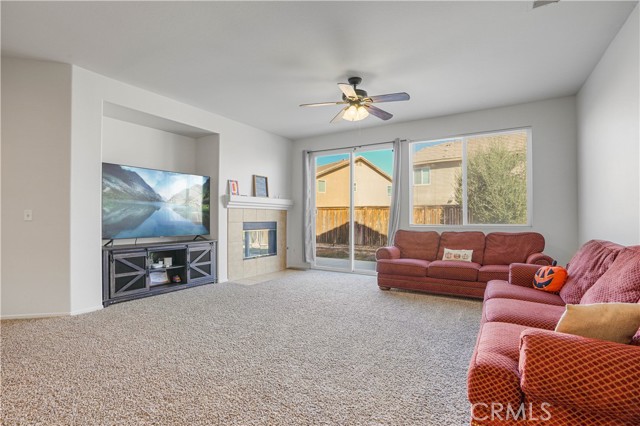 Detail Gallery Image 9 of 41 For 13222 Hollister St, Hesperia,  CA 92344 - 4 Beds | 2 Baths